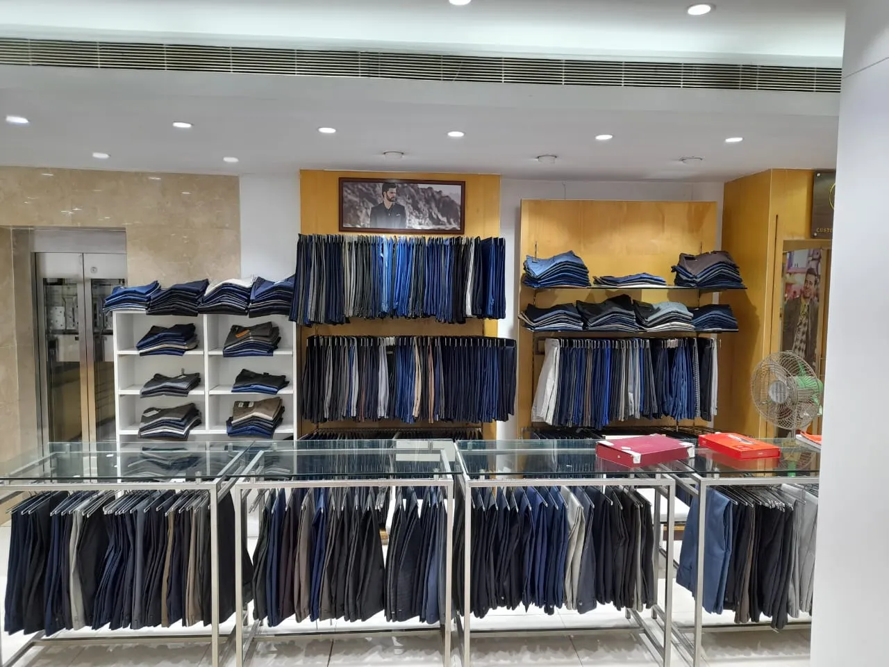 The Raymond Shop